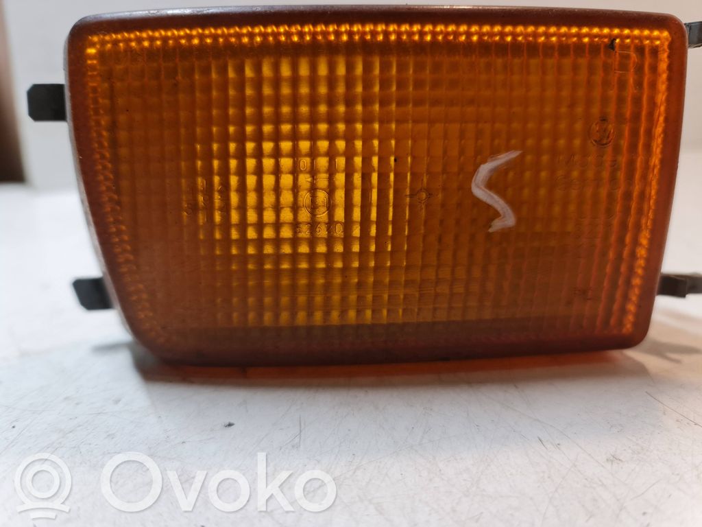 Volkswagen Golf III Piloto intermitente delantero 