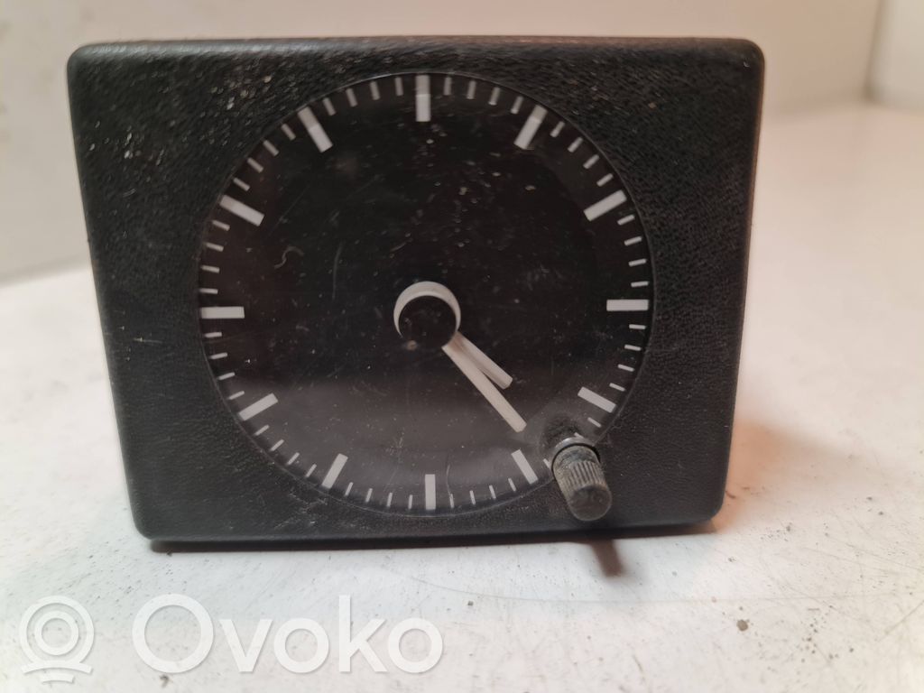Renault 19 Clock 