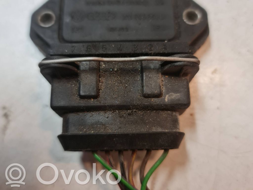 Audi 100 S4 C4 Ignition amplifier control unit 