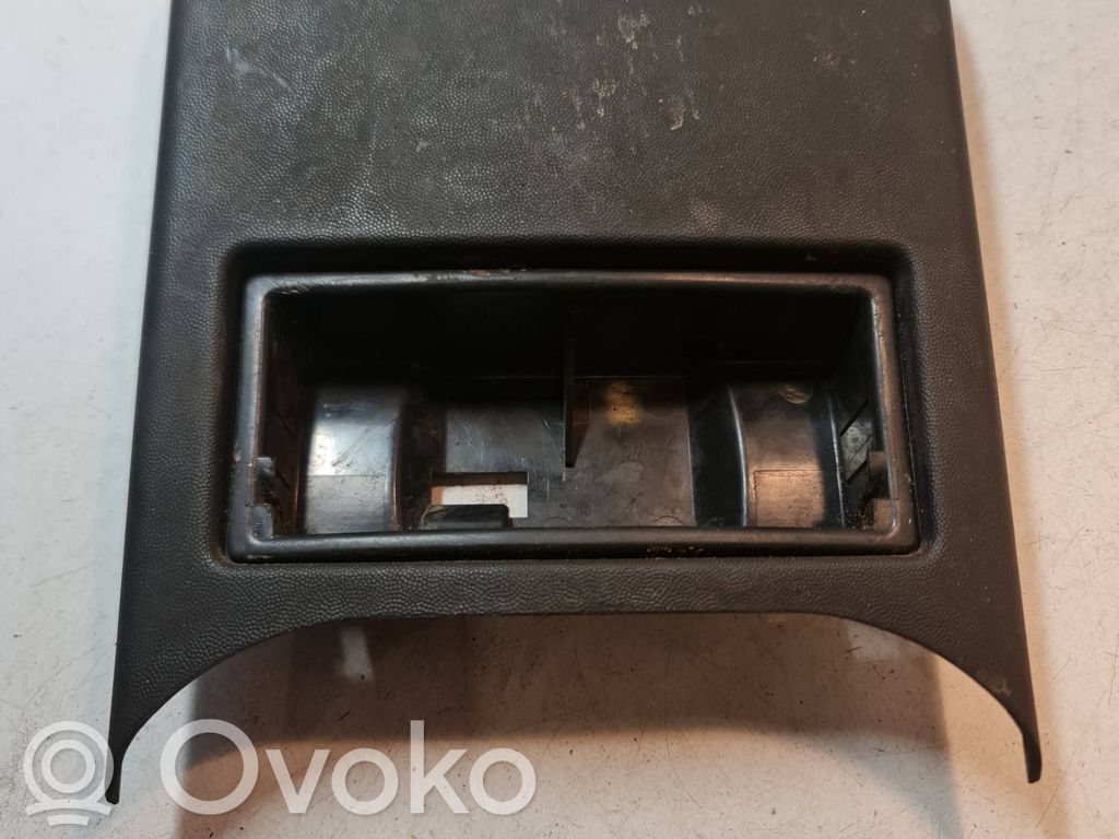 Opel Vectra C Popielniczka deski rozdzielczej 