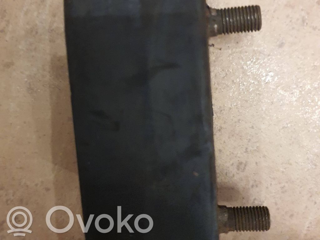 GAZ 24-10 Engine mount bracket 