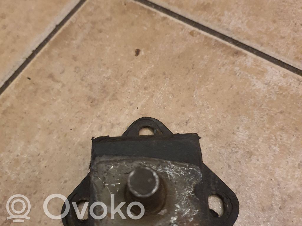GAZ M-20 Engine mount bracket 