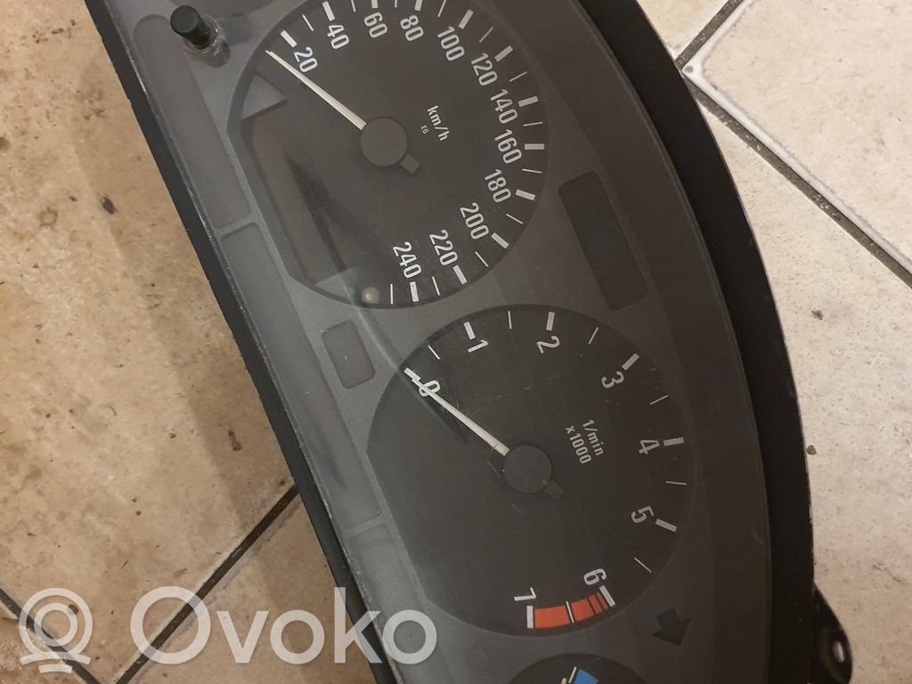 BMW 3 E36 Speedometer (instrument cluster) 