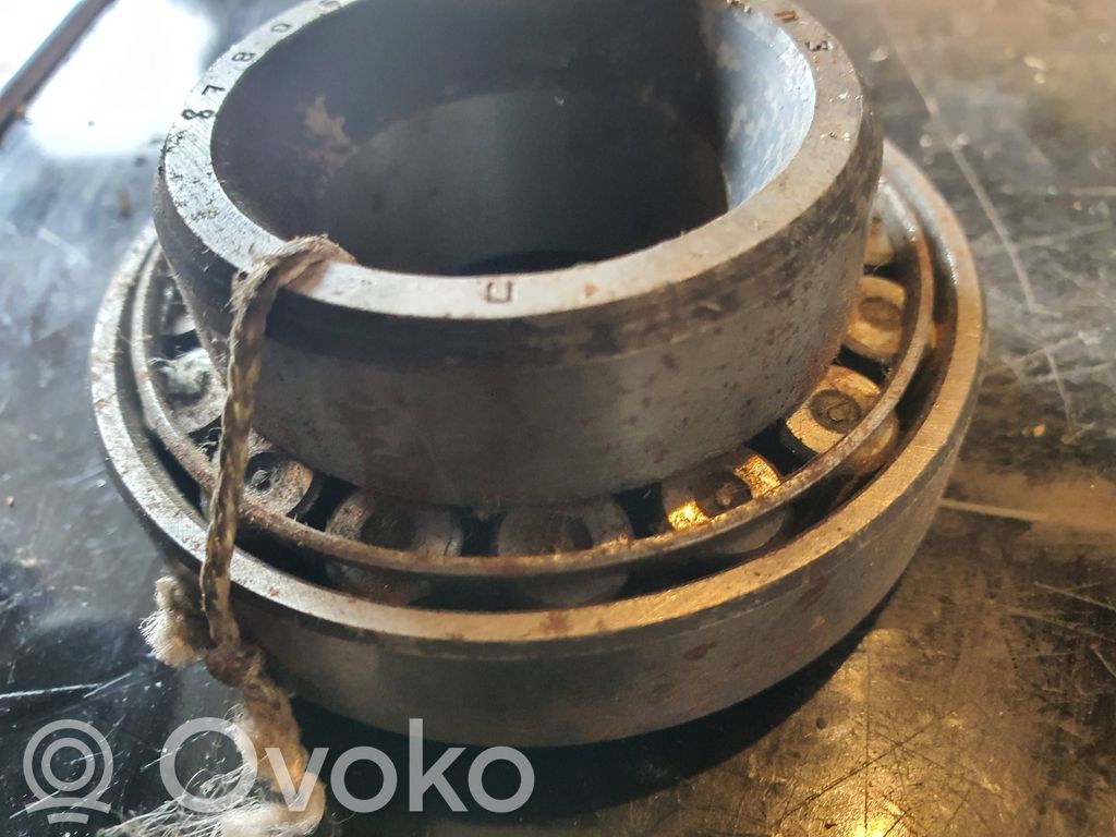 GAZ 24-10 Piasta z łożyskiem koła przedniego 