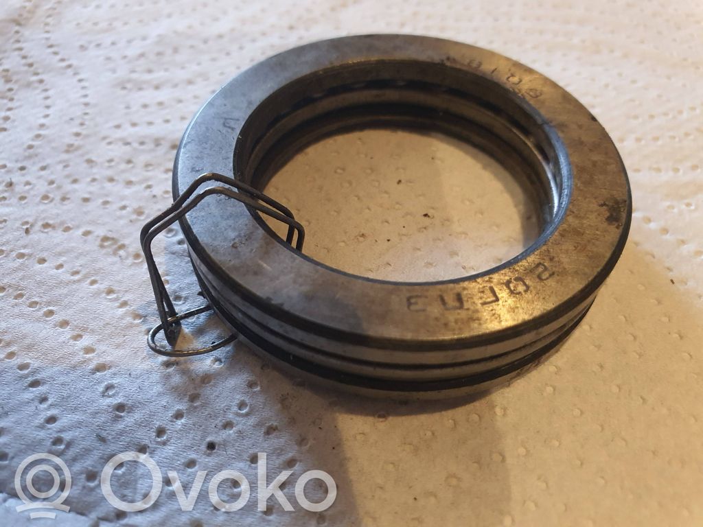 Front upper strut mount   8109,8109