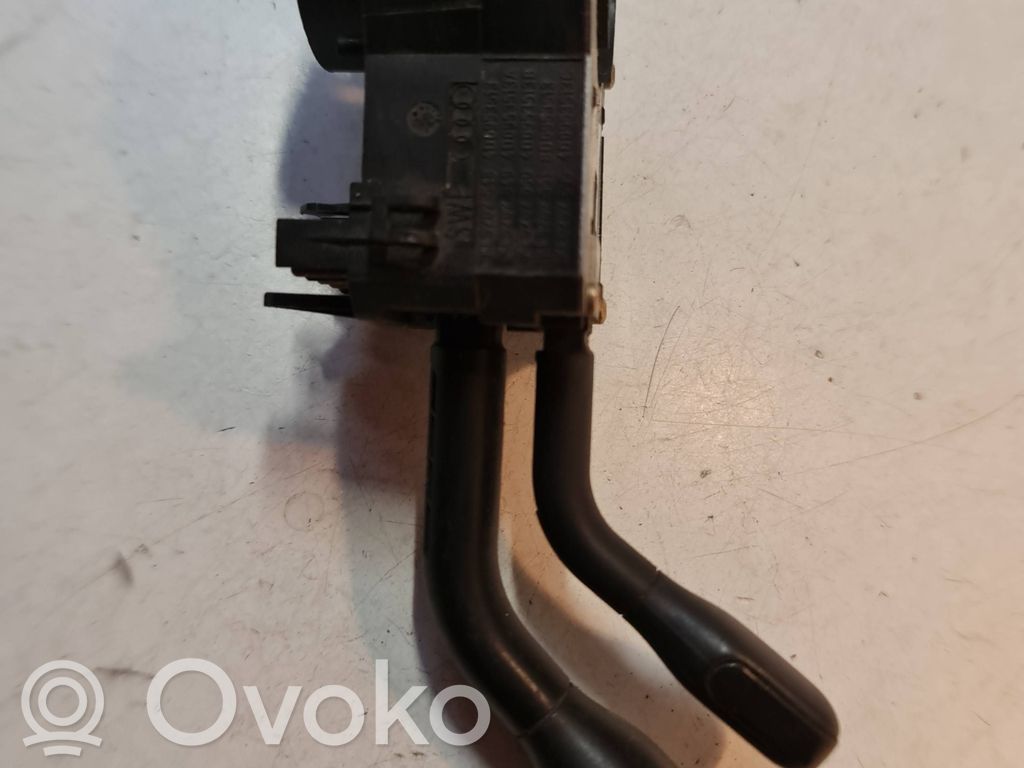 Audi A4 S4 B7 8E 8H Interruptor/palanca de limpiador de luz de giro 