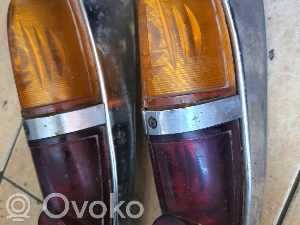 Moskvich 407 Luci posteriori 