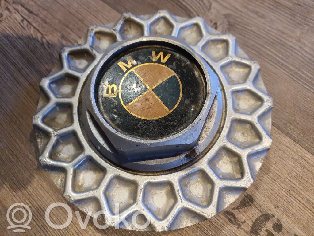 BMW 5 E34 Original wheel cap 