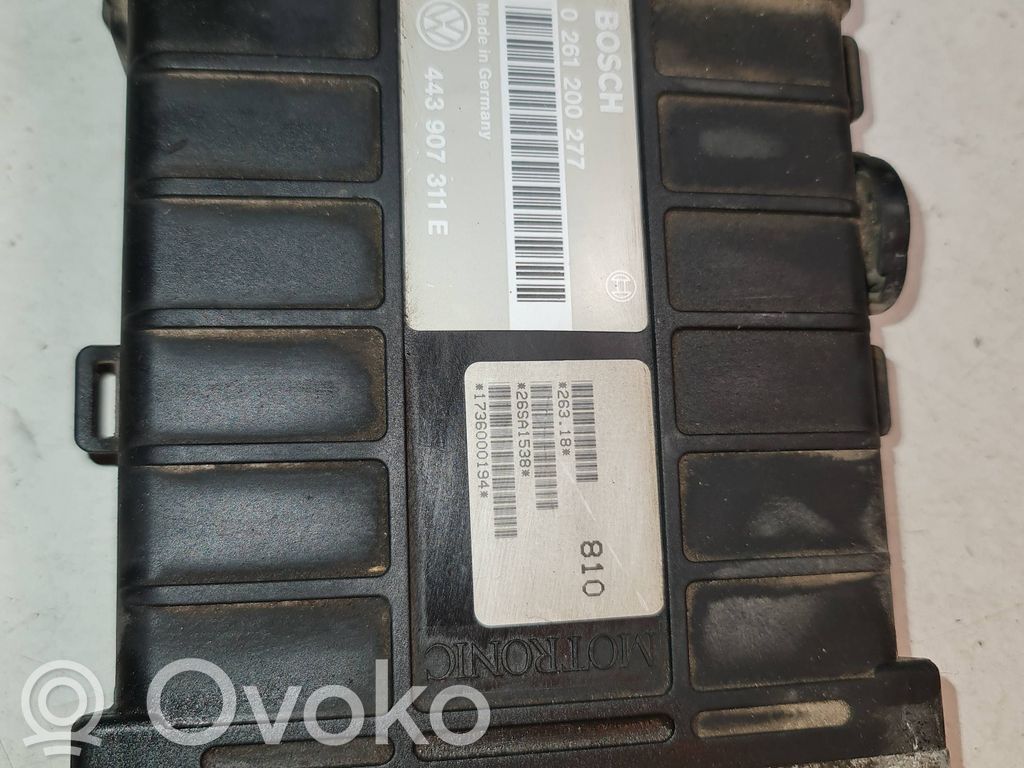 Volkswagen PASSAT B3 Engine control unit/module 