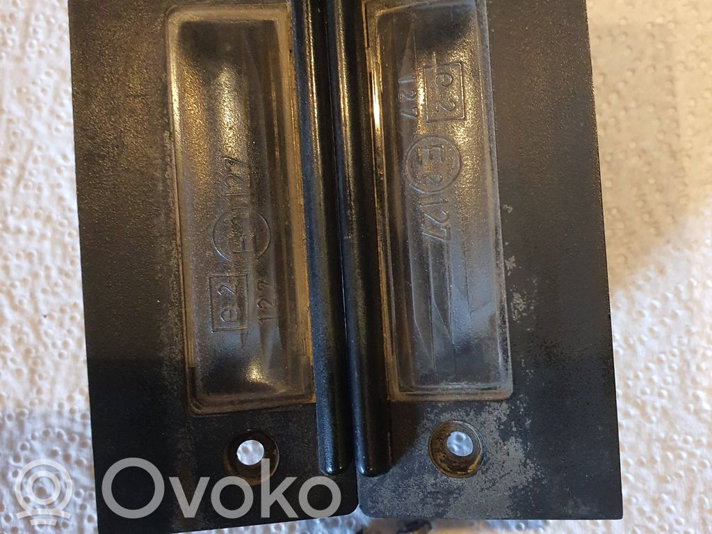 Audi Coupe Éclairage de plaque d'immatriculation 