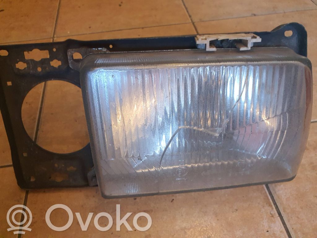 Volkswagen PASSAT B2 Far 