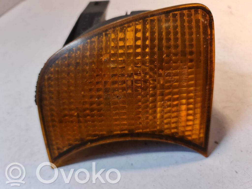 Front indicator light   155243,1384033,155041,SAE12P87