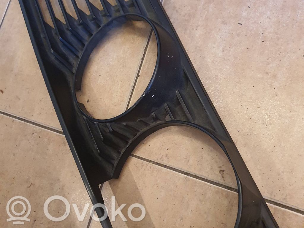 BMW 5 E28 Front grill 