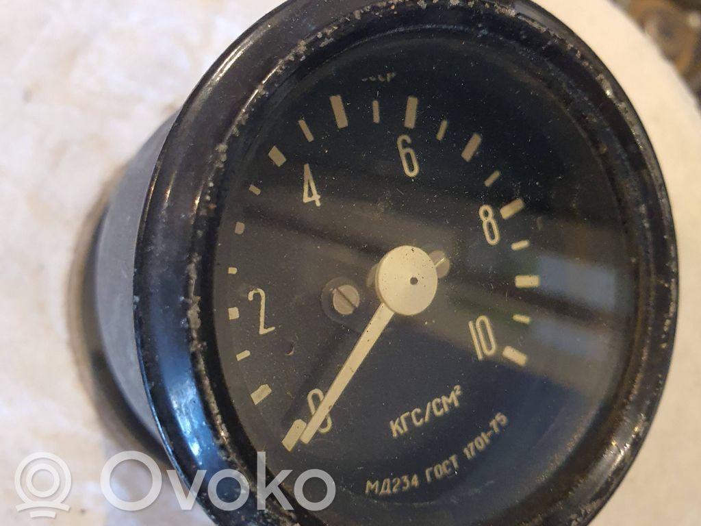UAZ 452 Tepalo slėgio daviklis 