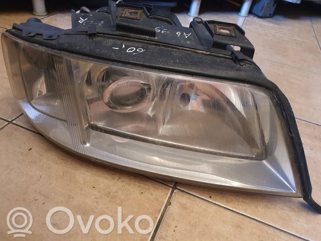 Audi A6 S6 C5 4B Scheinwerfer 