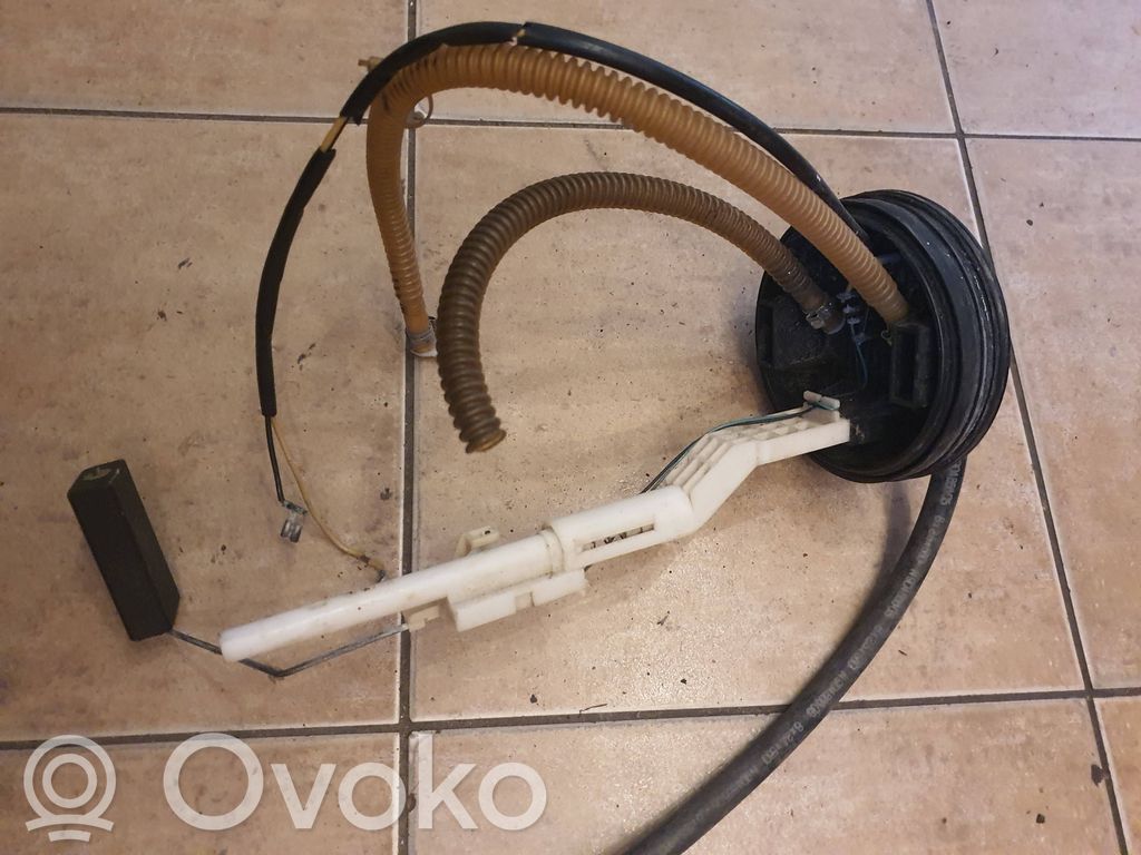 Volkswagen Golf III Czujnik poziomu paliwa 