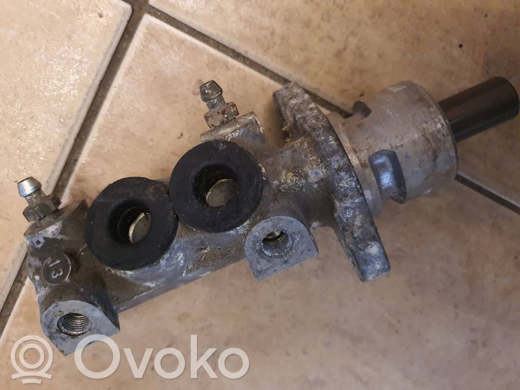 Audi 80 90 B3 Główny cylinder hamulca 