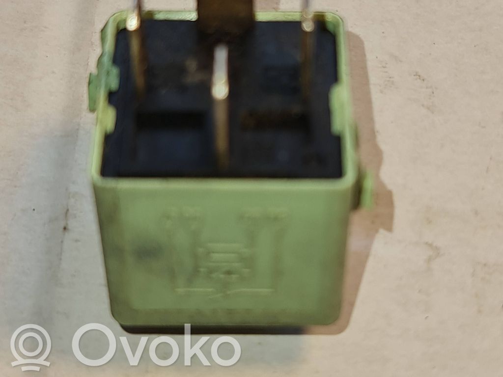 Otros relés   8366600,6136,V23134K59X222