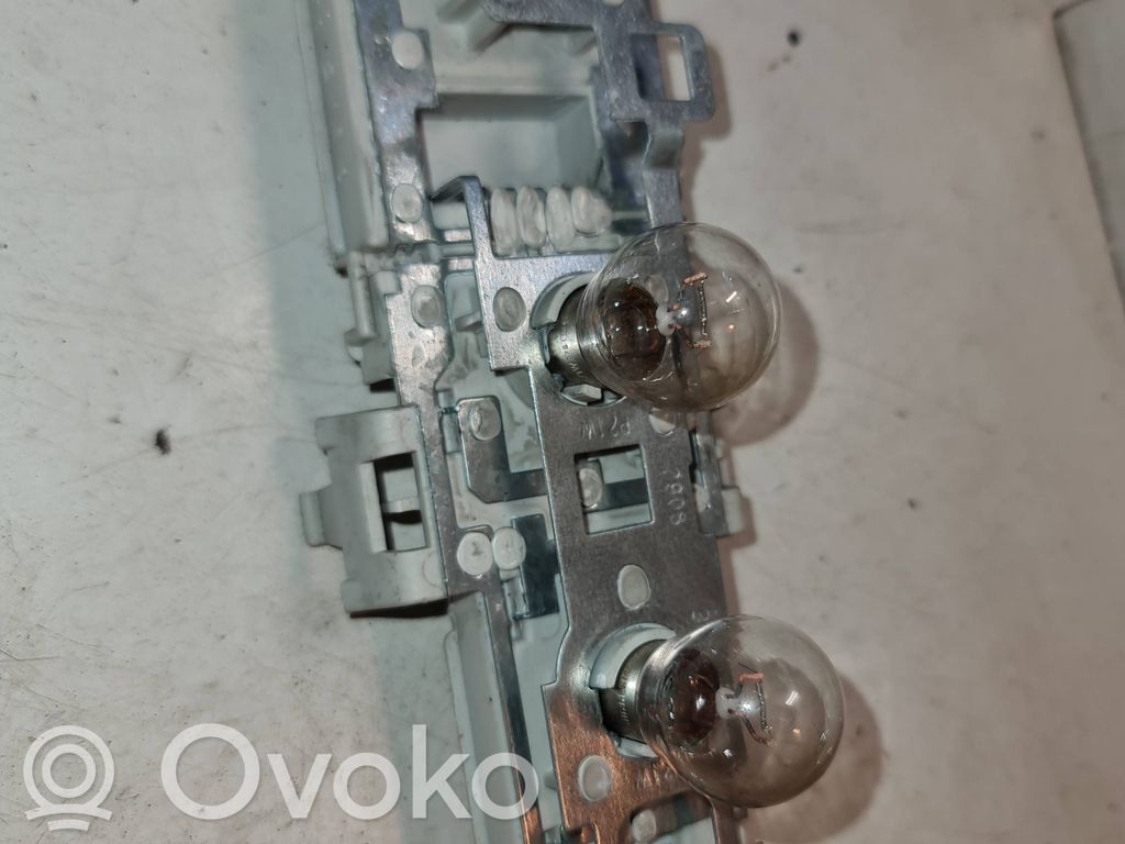 Audi A4 S4 B5 8D Wkład lampy tylnej 