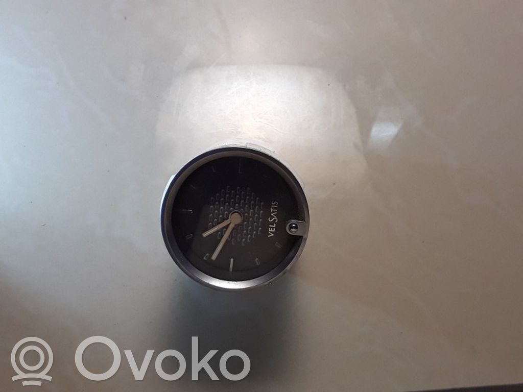 Pulkstenis   8200013771