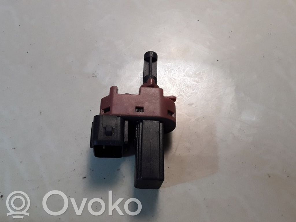 Brake pedal sensor switch