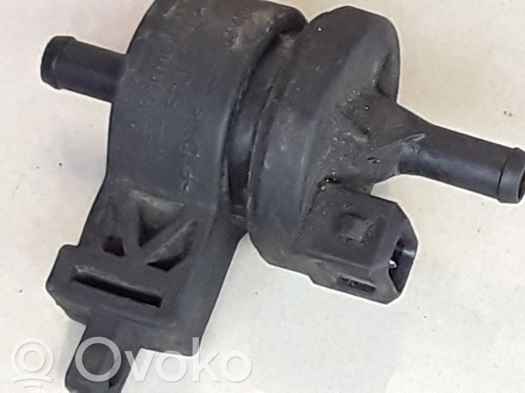 Válvula de vacío   0280142300