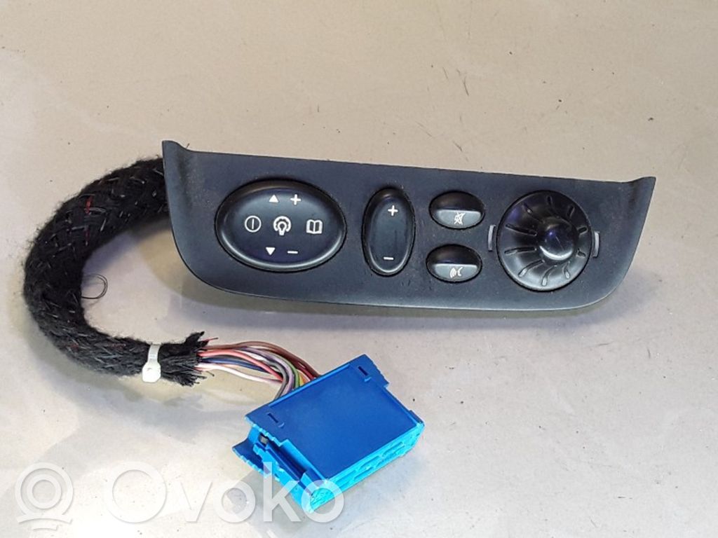 Renault Scenic I Mando de control del sonido 