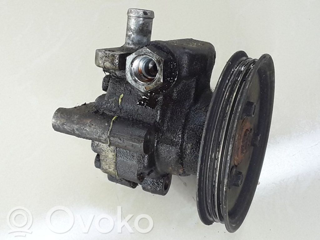 Land Rover Freelander Ohjaustehostimen pumppu 