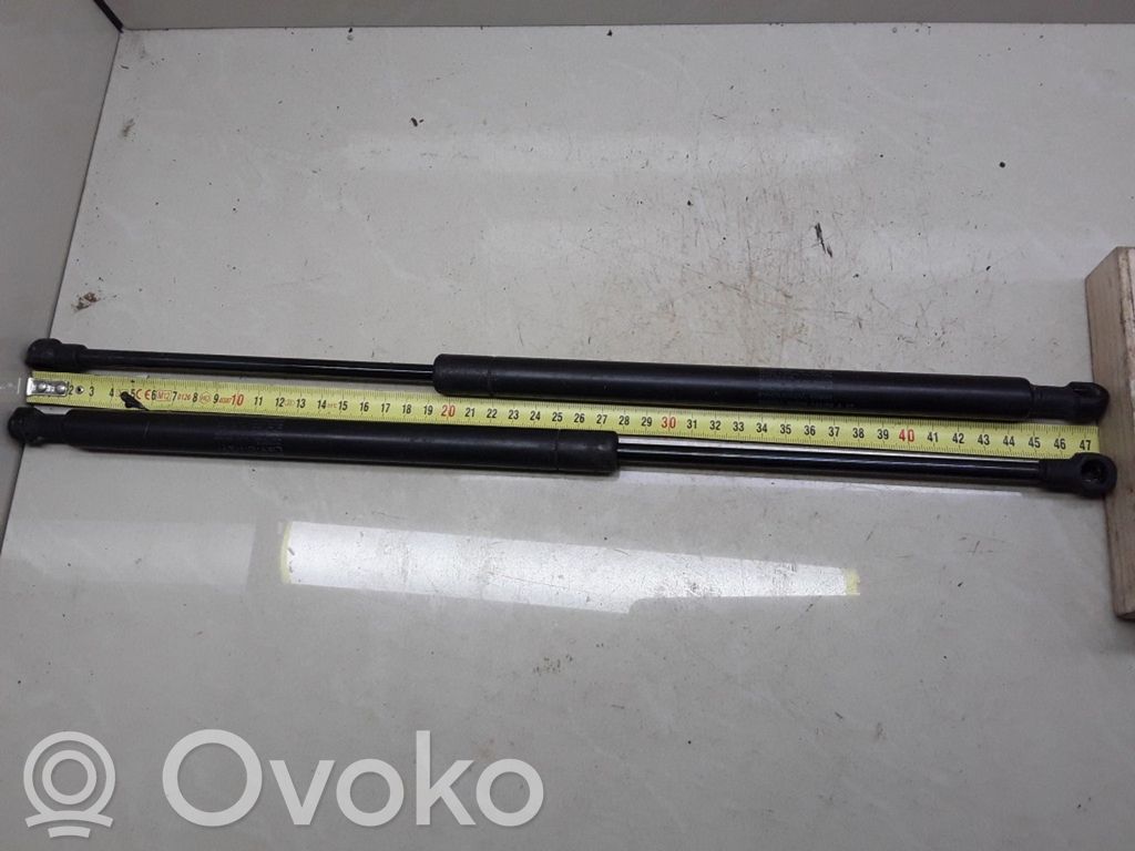 Citroen Xsara Siłownik maski przedniej 