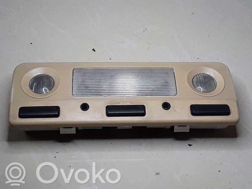 BMW 5 E39 Takaistuimen valo 