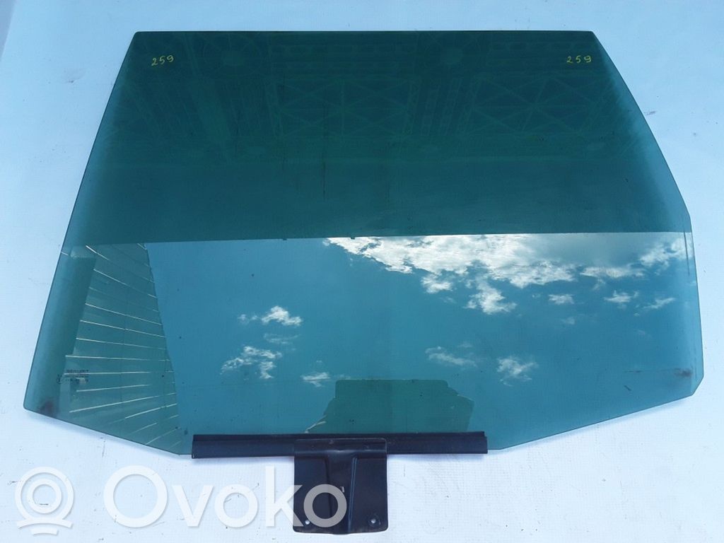 Renault Espace III Rear door window glass 