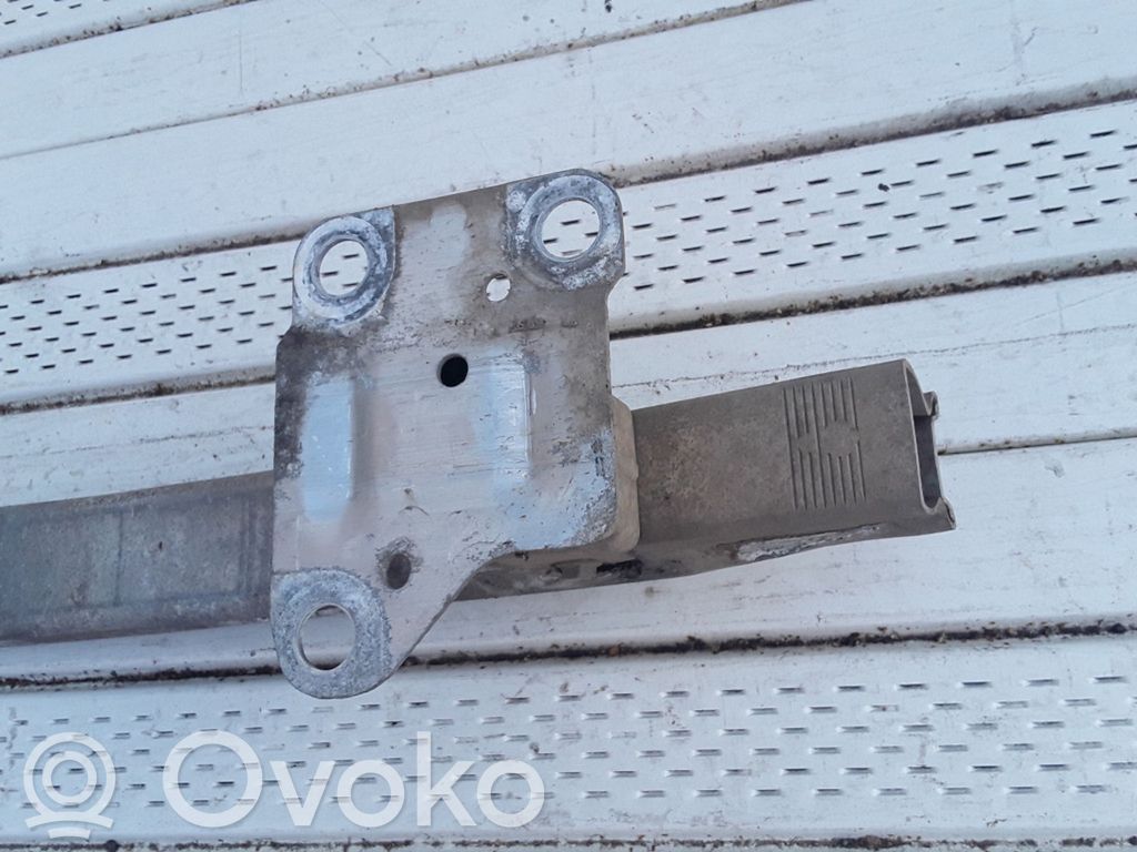 Renault Megane II Poprzeczka zderzaka przedniego 