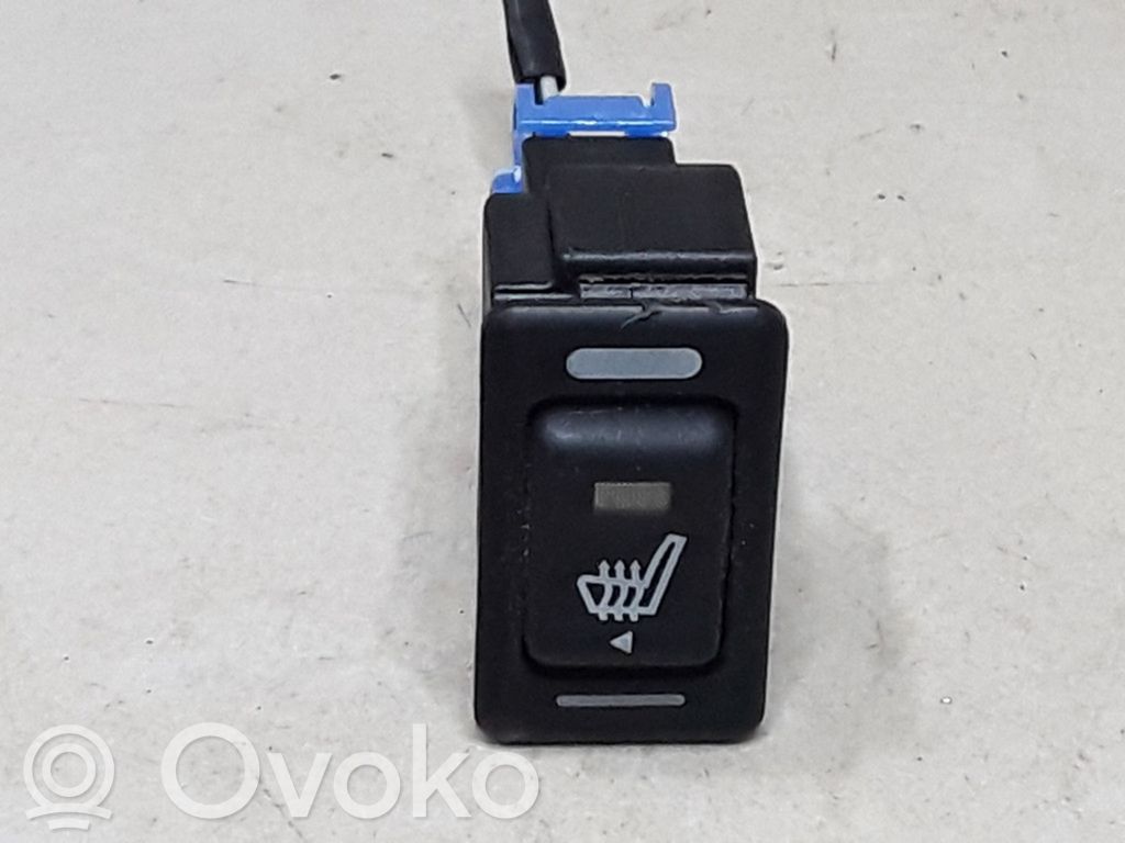 Nissan Primera Seat heating switch 