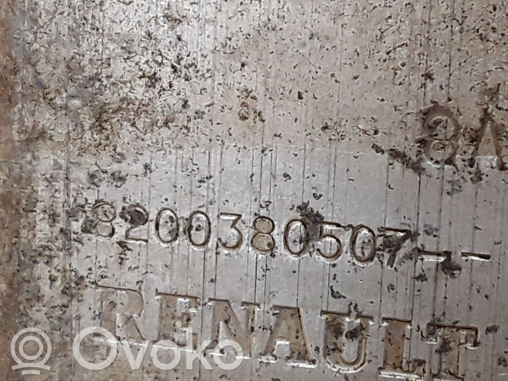 Renault Megane II Poprzeczka zderzaka przedniego 