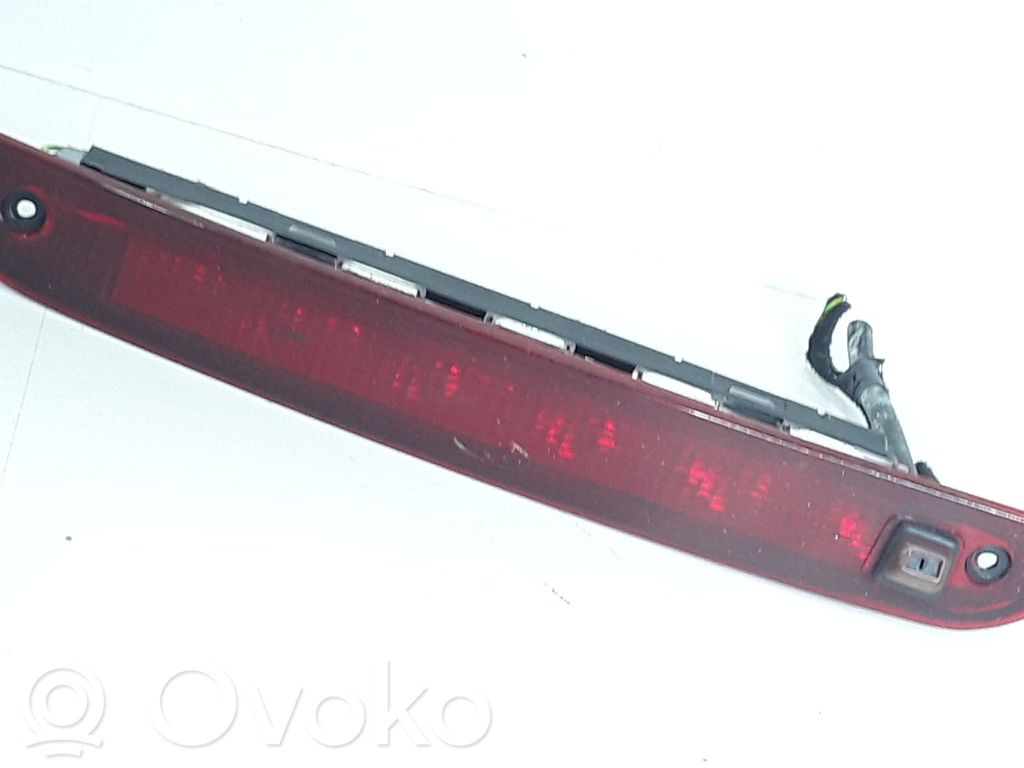 Third/center stoplight   XS4113A613AK
