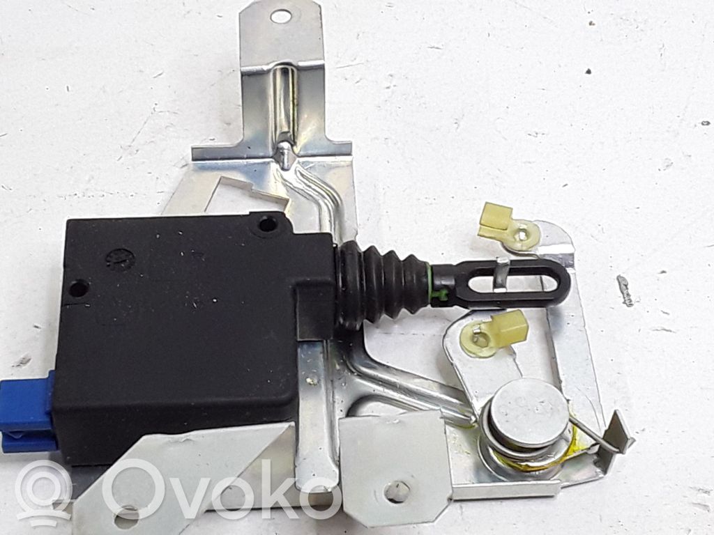 Opel Omega B2 Central locking motor 