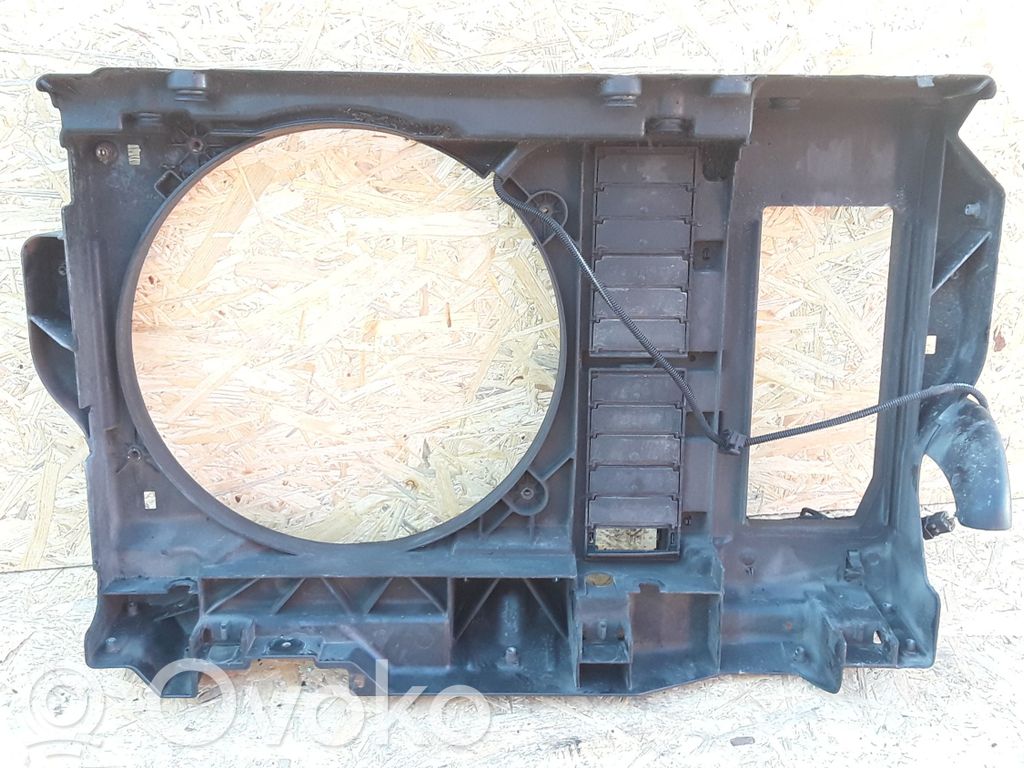Citroen C5 Radiatoru panelis 
