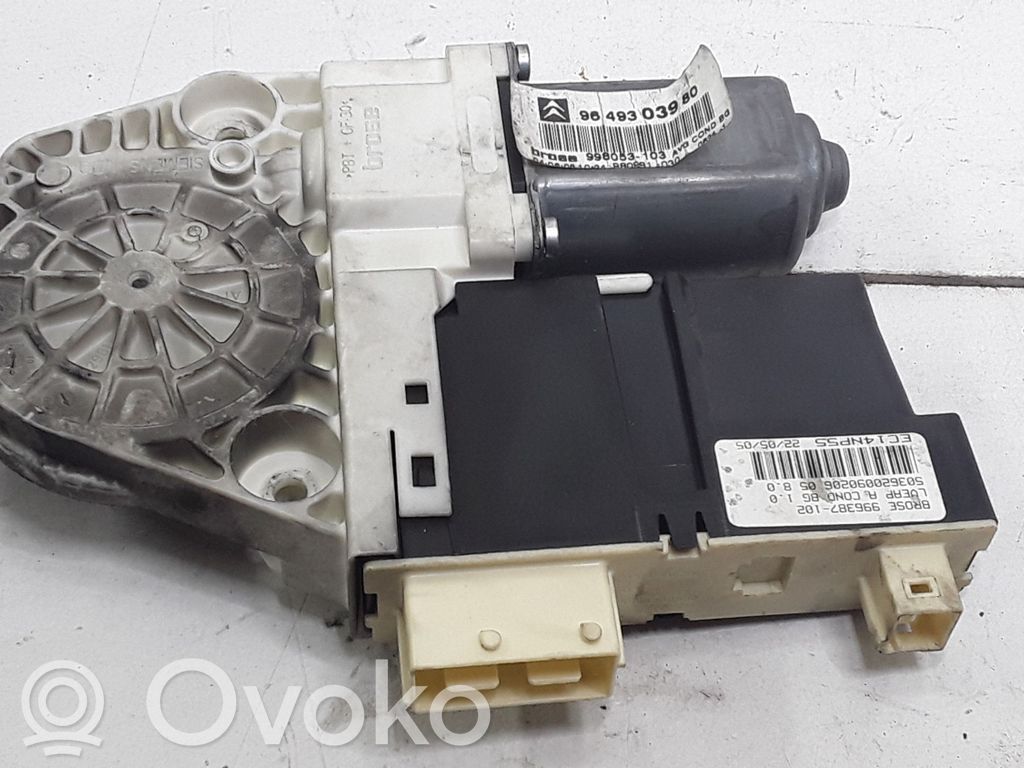 Citroen C5 Front door window regulator motor 