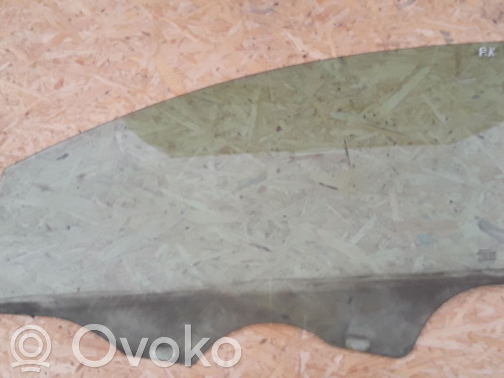Seat Altea Front door window glass four-door 
