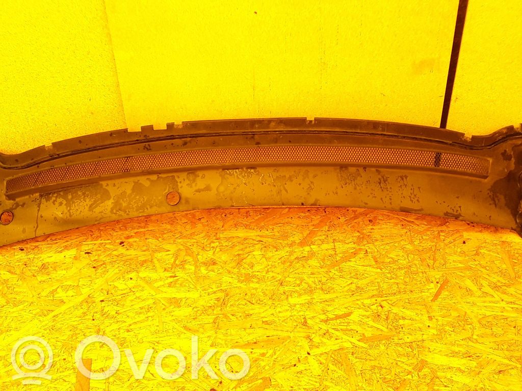 Ford Focus Wiper trim 