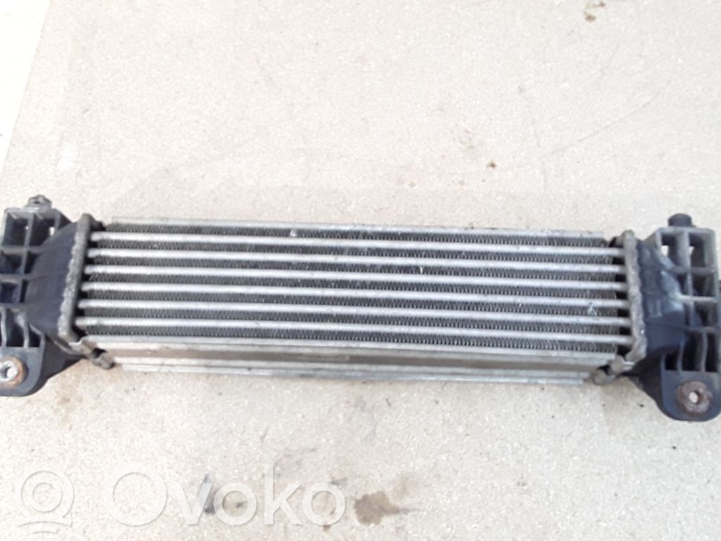 Ford Mondeo Mk III Interkūlerio radiatorius 