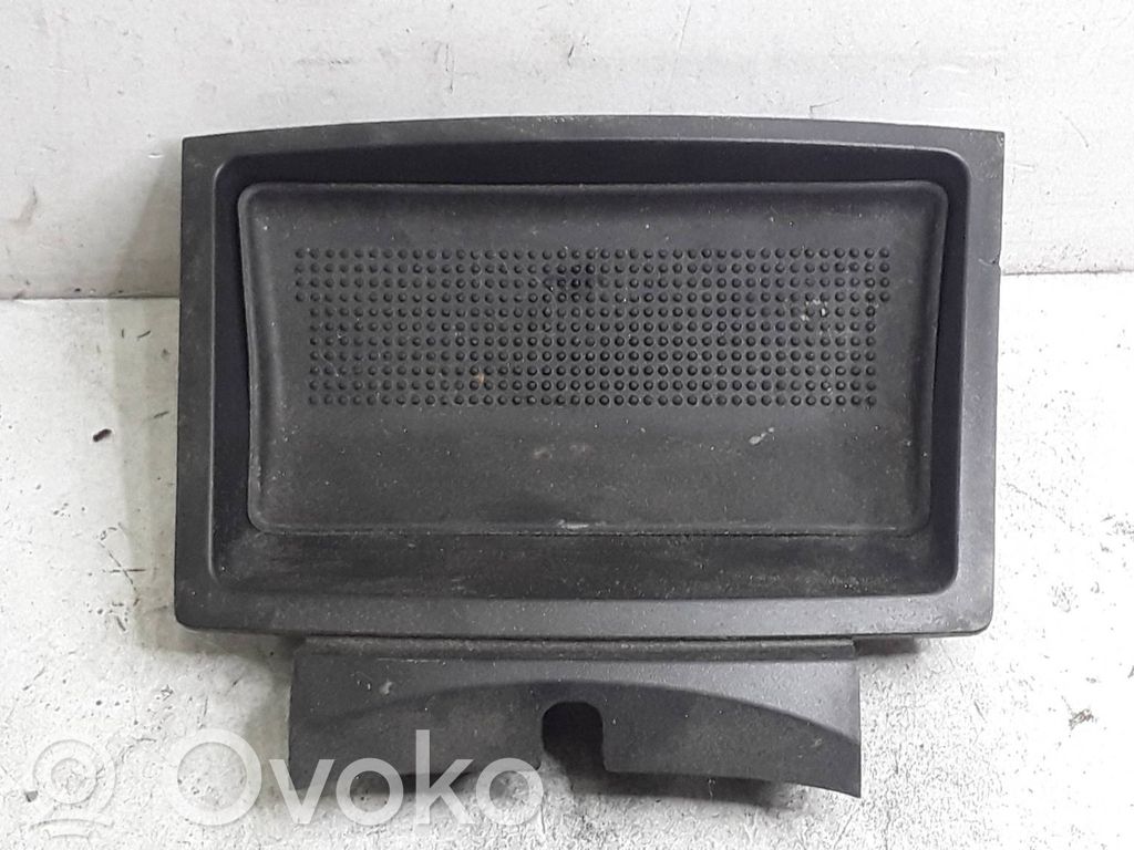 Volvo V50 Daiktadėžė centrinės konsolės 