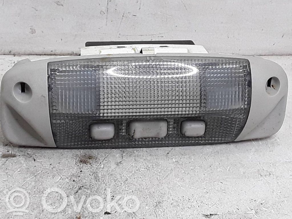 Ford Mondeo MK IV Priekinių vietų apšvietimo žibintas 