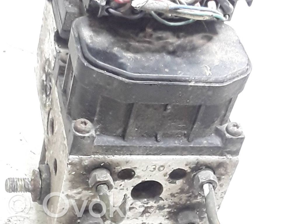 Subaru Impreza II ABS bloks 