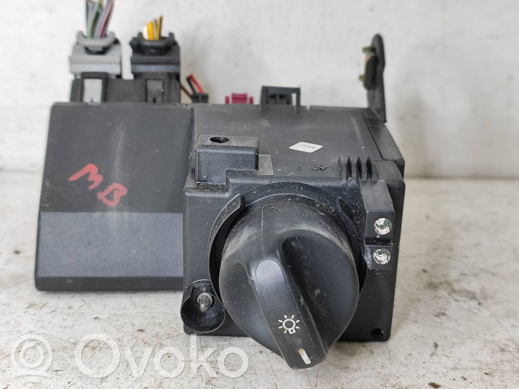Mercedes-Benz E W210 Light switch 