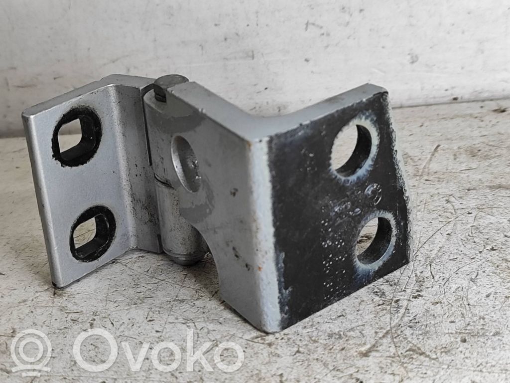 BMW X5 E53 Rear door lower hinge 