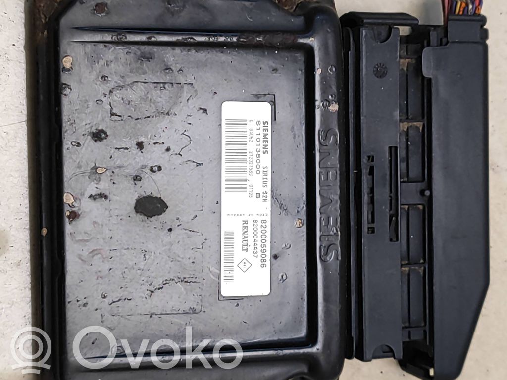 Renault Megane I Engine control unit/module 