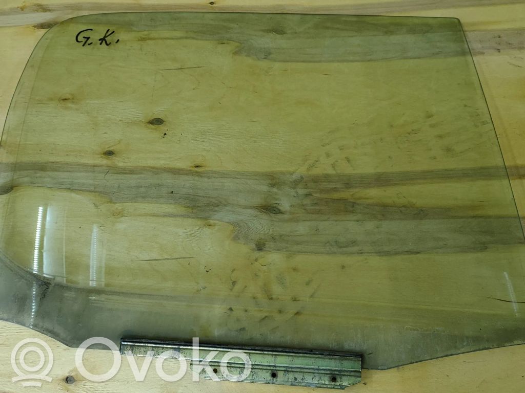 Toyota Yaris Verso Rear door window glass 