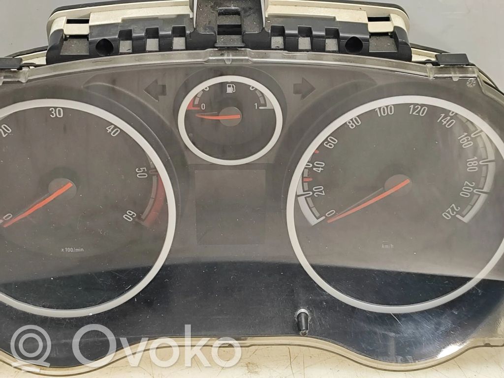 Opel Corsa D Vitezometru (grup de instrumente) 