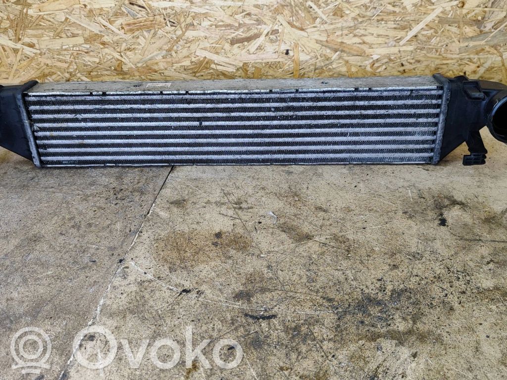 Chłodnica powietrza doładowującego / Intercooler   A2035000600,1797463,205072,2035000000,2035000600,A2035000000